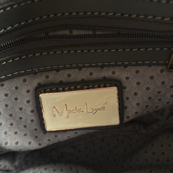 Small black Moda Luxe crossbody handbag - Picture 4 of 4